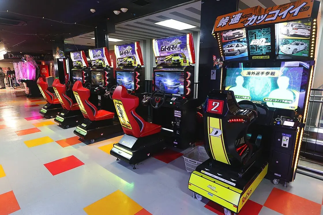 Classic racing games on an upper floor