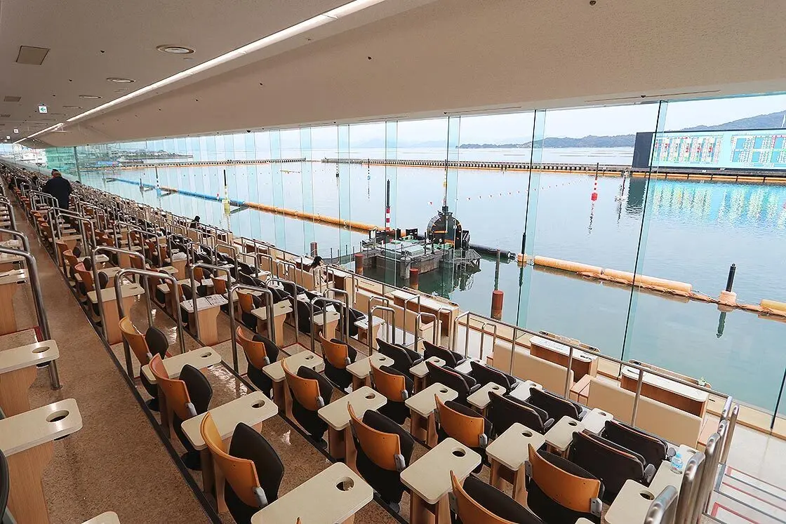 The general seating area