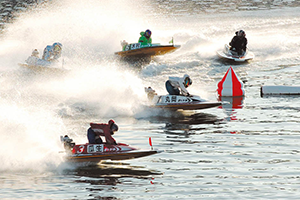 勝った丸岡も「僕も最後まで全く分からなかった」と振り返る激戦