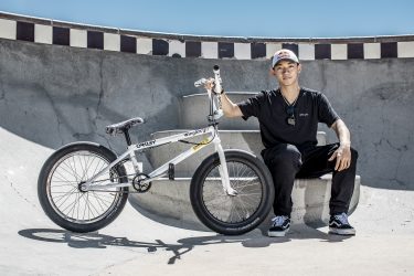 【今夜20時配信】2022世界チャンピオン！！BMX・中村輪夢にしかできないトリックで世界一の快挙達成！！|DreamRunner植木通彦アンバサダー対談・前編